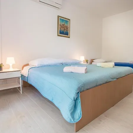 Prekalj Lidija Pensionat 3*