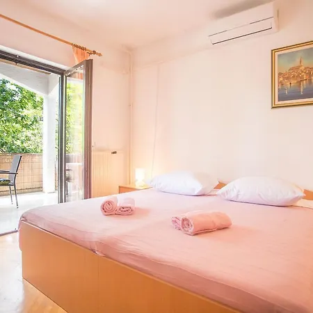 Prekalj Lidija Pensionat 3*